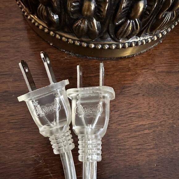 FREE SHIP Hollywood Regency TWO SET Vintage Lamp Crystal Glass Like Westfield - Picture 4 of 16